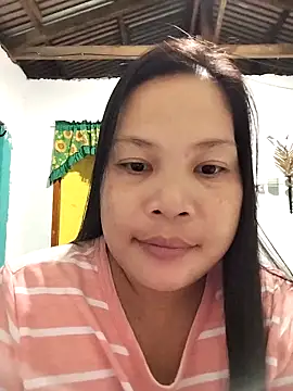 Snapshot of shyhotpinay_32 chatting on 10.23.25 shyhotpinay 32 online show from 10.23.25
