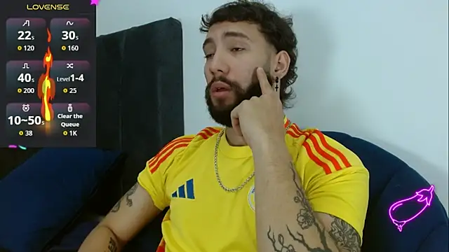 angel kyrozz online show from 12.23.25