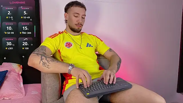 angel kyrozz online show from 05.30.26