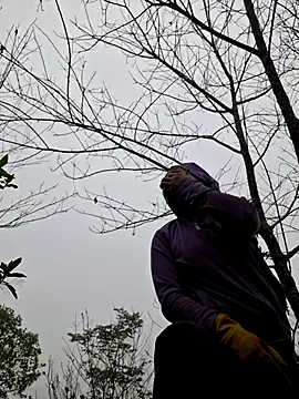 miomio-12 online show from 10.31.25