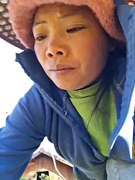 miomio-12 online show from 11.28.25