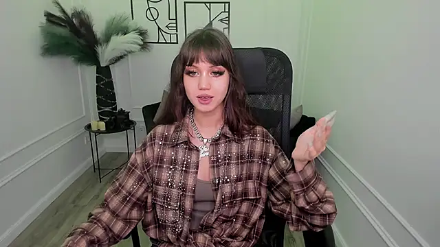 TiffanyYounge online show from 11.29.25