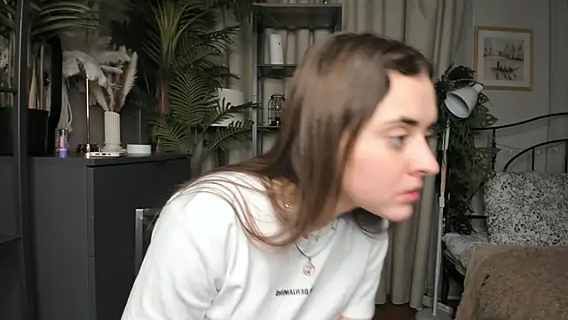 ThelmaJusto online show from 11.13.25