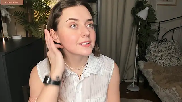 ThelmaJusto online show from 12.05.25