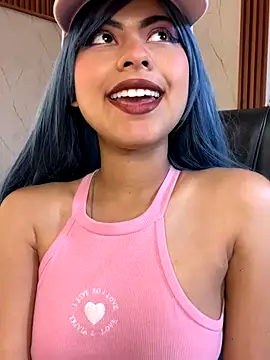 Snapshot of Eva_Feller69 chatting on 11.15.25 Eva Feller69 online show from 11.15.25