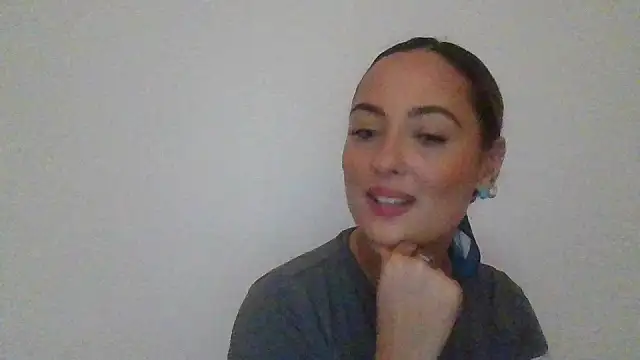 Snapshot of DommeMariaLopez95 chatting on 12.05.25 DommeMariaLopez95 online show from 12.05.25