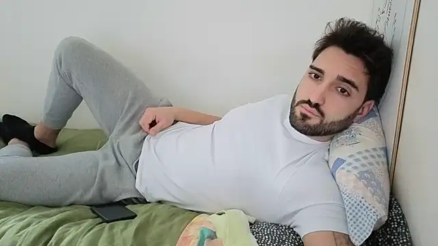 Al3xox02 online show from 02.10.26