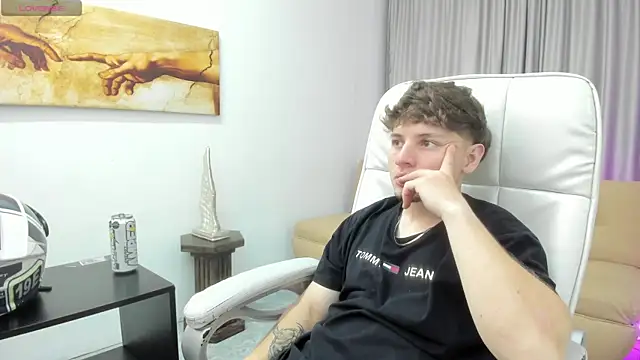 Leoo Miller online show from 01.08.26