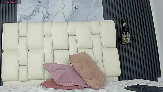 antonelasc online show from 10.14.25