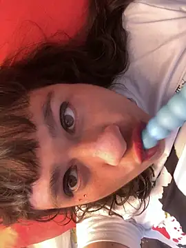 gatitaplop online show from 12.16.25