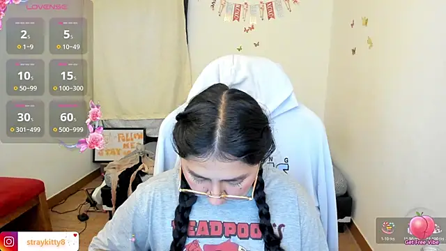 LoveLyy- online show from 11.21.25