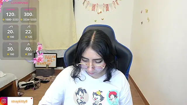 LoveLyy- online show from 06.25.26