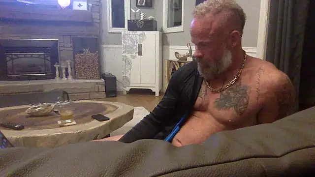 Muscledick40 online show from 04.17.26