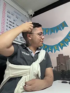 Snapshot of LiamColby_ chatting on 03.12.26 LiamColby online show from 03.12.26