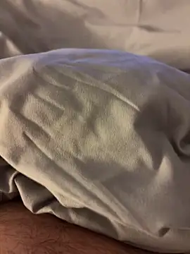 hornymilitary89 online show from 12.20.25