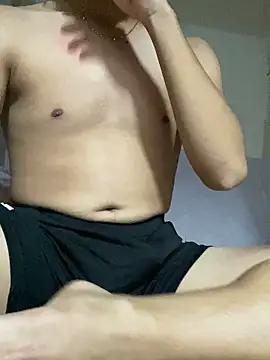 Boyshuaaa online show from 10.11.25