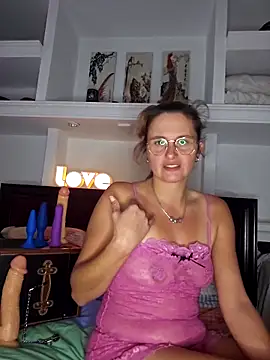 xcrazzycat online show from 11.27.25