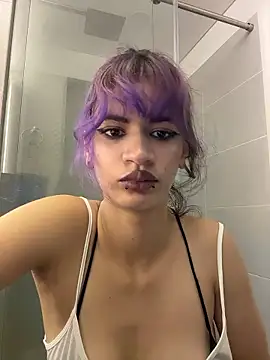 Snapshot of sukulaurens chatting on 01.13.26 sukulaurens online show from 01.13.26