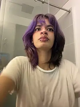 Snapshot of sukulaurens chatting on 01.16.26 sukulaurens online show from 01.16.26