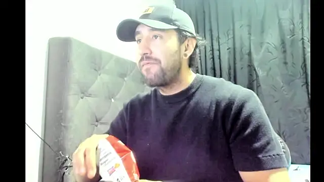 coolfriki online show from 12.18.25