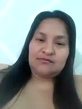 lucia00xx online show from 10.13.25