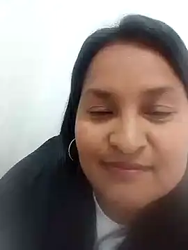 lucia00xx online show from 10.20.25