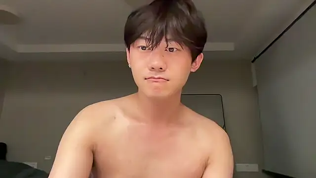 Snapshot of iambennet chatting on 12.20.25 iambennet online show from 12.20.25