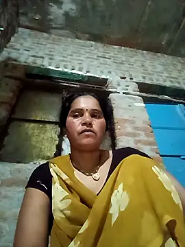 Snapshot of Nm_sanjna chatting on 06.17.26 Nm sanjna online show from 06.17.26