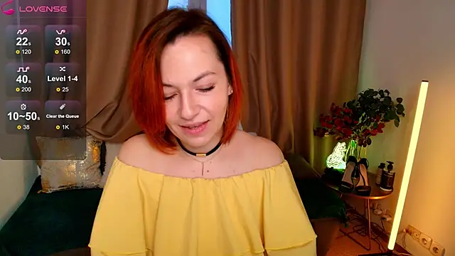 Serena Foxxx online show from 11.18.25