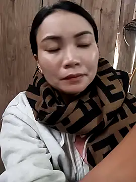 kun-love online show from 11.14.25