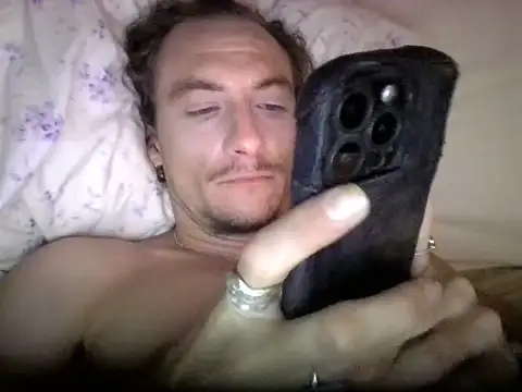 Snapshot of Dubbsssss chatting on 07.15.26 Dubbsssss online show from 07.15.26