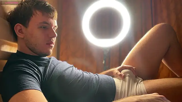 mynameischris online show from 03.05.26