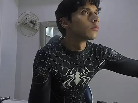 Snapshot of ErosDominant chatting on 10.31.25 ErosDominant online show from 10.31.25