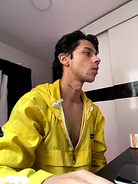 Snapshot of ErosDominant chatting on 11.25.25 ErosDominant online show from 11.25.25