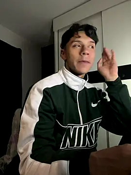 Snapshot of ErosDominant chatting on 12.15.25 ErosDominant online show from 12.15.25