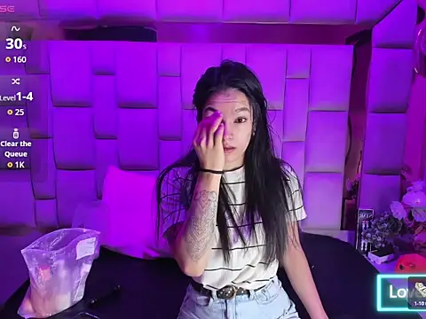 Gisell Squirt  online show from 11.25.25