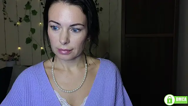 Snapshot of Rita_lovvylyou chatting on 10.14.25 Rita lovvylyou online show from 10.14.25