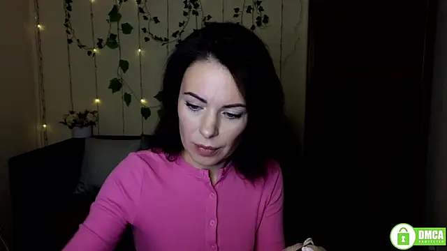 Snapshot of Rita_lovvylyou chatting on 10.20.25 Rita lovvylyou online show from 10.20.25