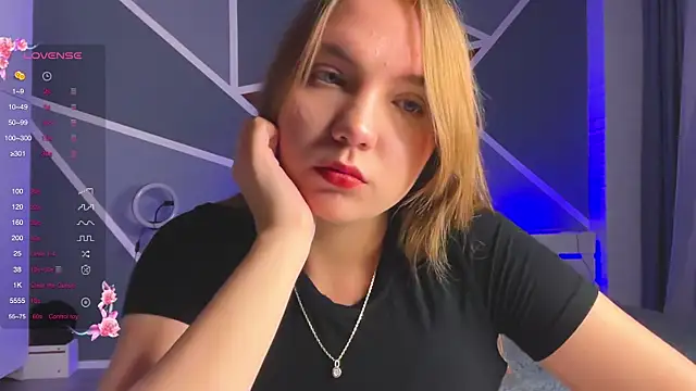 RebeccaEglitis online show from 11.25.25