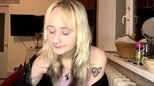 Ulemonala Cute online show from 12.20.25