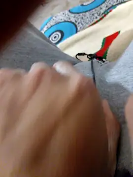 Snapshot of latarak321 chatting on 10.14.25 latarak321 online show from 10.14.25