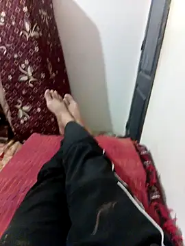 Snapshot of latarak321 chatting on 11.21.25 latarak321 online show from 11.21.25