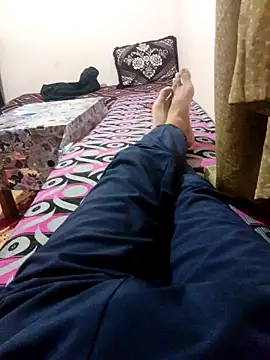 Snapshot of latarak321 chatting on 11.23.25 latarak321 online show from 11.23.25