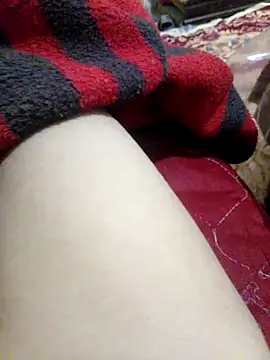 Snapshot of latarak321 chatting on 11.24.25 latarak321 online show from 11.24.25