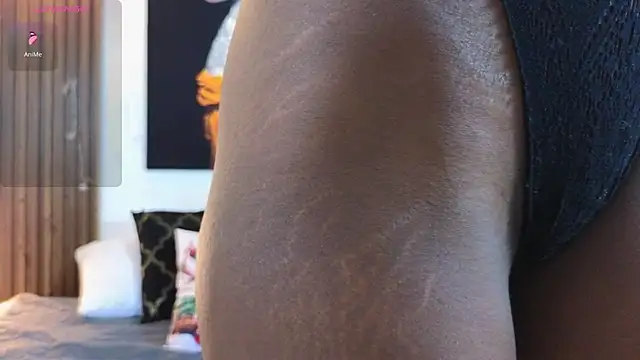 Kitty Bombon online show from 12.15.25