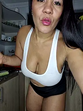 karla-bruni online show from 01.14.26