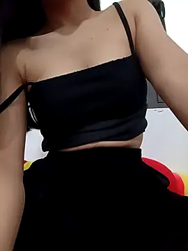 Snapshot of Sexynice_baby chatting on 10.29.25 Sexynice baby online show from 10.29.25