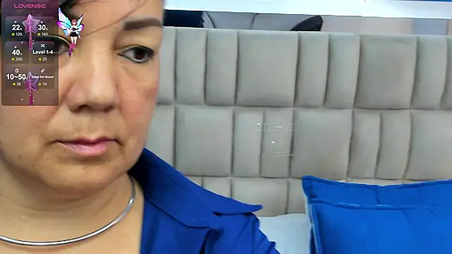 Snapshot of tania_reyes_ chatting on 10.15.25 tania reyes  online show from 10.15.25