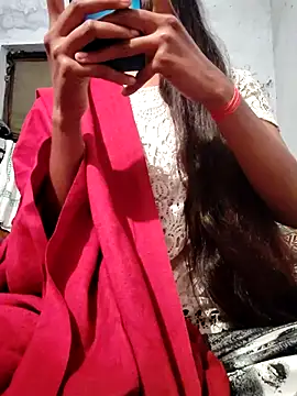 Snapshot of Rani_hot2 chatting on 11.02.25 Rani hot2 online show from 11.02.25