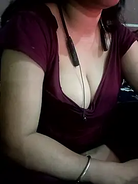 Snapshot of Parya_109 chatting on 02.13.26 Parya 109 online show from 02.13.26